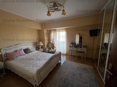 Apartament 4 camere, Bd Libertatii, TUR VIDEO!