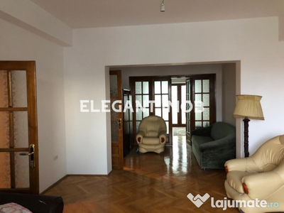 Apartament 4 camere Vasile Lascar