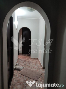 Apartament 4 camere zona Trapezului