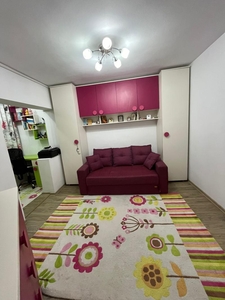 Apartament cu 2 camere, decomandat, zona Galata