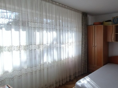 Apartament cu trei camere Micro 14 Buzău