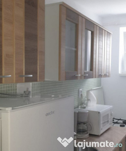 Apartament de 2 camere, 30mp, renovat, zona Brancoveanu
