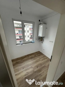 Apartament de 3 camere, 64mp, etaj intermediar, parcare, zon