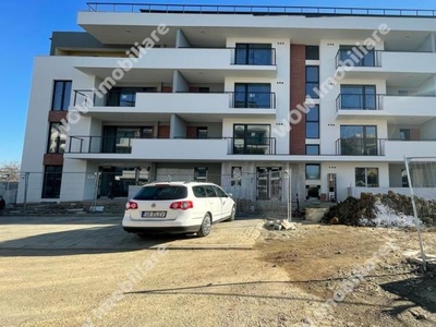 Apartament La Cheie cu 3 camere 2 bai si terasa etaj 1 de vanzare in Sibiu