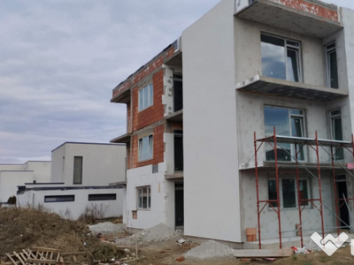 Apartament la parter grădină 2 dormitoare 73 mpu Selimbar