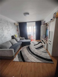 Apartament mobilat, bloc stradal, reabilitat Tei de vanzare