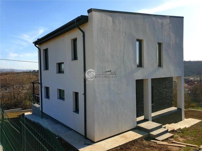 Casa de vanzare, 4 camere, Valea Adanca, 175.000 euro