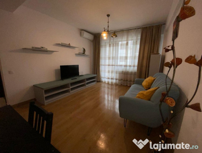 De Vanzare Apartament 3 camere Zona JIULUI