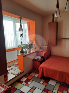 Vand apartament 3 camere Bragadiru