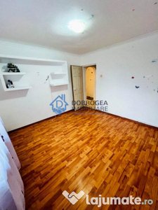 ZONA CALEA FERATA-APARTAMENT 2 CAMERE, ETAJ 2