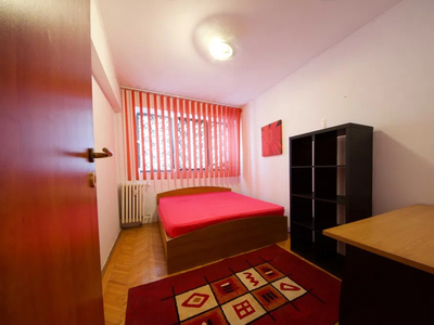 Apartament 3 camere de vanzare BUCURESTI - Bucuresti