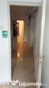 Apartament 5 camere in vila Chibrit
