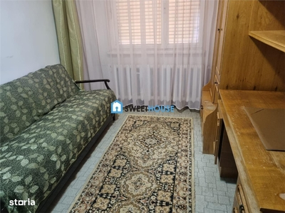 Apartament cu trei camere zona Titu Pertia