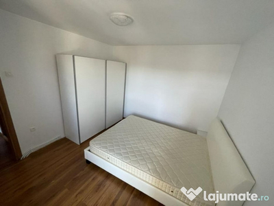 Apartamnet 3 camere in Manastur zona Vidraru