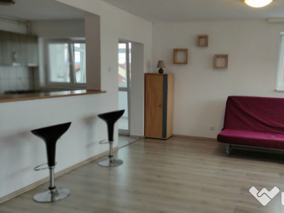 De închiriat apartament cu 3 camere - Valea Aurie - PET FRI