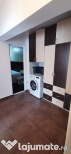 De vanzare 3 camere , zona BCR