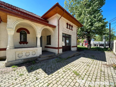 De vanzare casa in Roman pentru sediu de firma