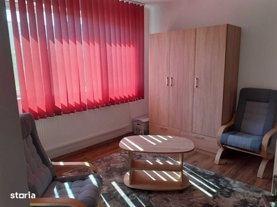 Vand apartament cu 1 camera zona pietonala Hunedoara