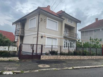 Casa P+1E Str. Baba Novac, Zona Teius – Caransebes