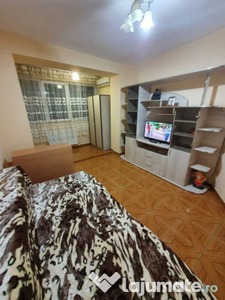 Apartament 2 camere-Crangasi-Decomandat-2 bai