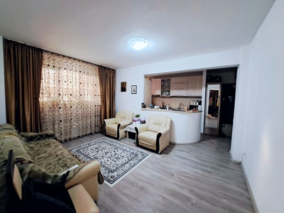 Apartament 2 camere de vanzare cu loc de Parcare in Baneasa