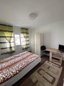 Apartament 2 camere, zona Bucovina, 50 mp utili, 300 euro