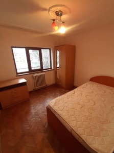 Apartament 2 camere, Zona Bucovina-pret 270 euro neg