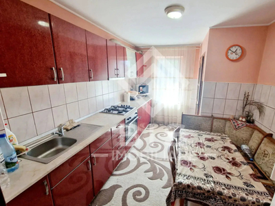 Apartament 3 camere / Zona Imparatul Traian