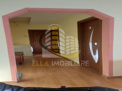 Apartament 3 camere zona Primaverii