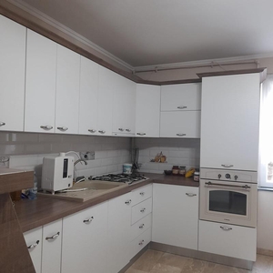 Apartament 4 camere superfinisat