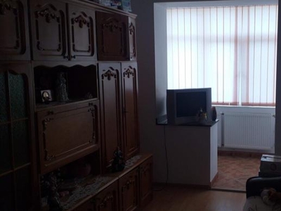 Apartament cu 3 camere Dorohoi, zona centrala