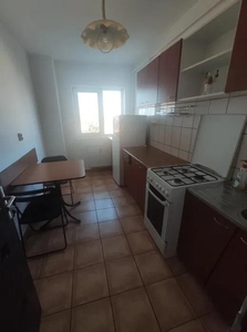 Apartament in zona Complex, Sala Olimpia