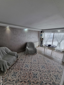 Apartament panoramic 3 camere decomandate, bilateral,1 Mai-Helin Malmo , 1988,privat, negocialbil.