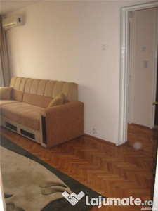 COD E21250 - Apartament 3 camere Aparatori