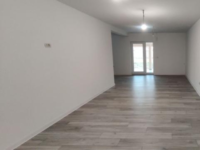 DUPLEX PE PARTER 3 CAMERE IN ZONA MANASTIRE SAG