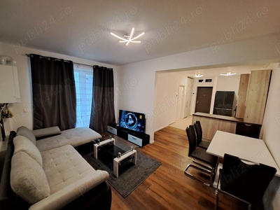 Recomand:La RING-zona ARADULUI-Apartament de lux compus:Sufragerie+dormitor+camera folosita ca birou