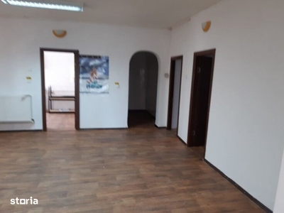 Apartament 2 camere zona Vasile Aaron