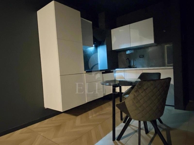 Apartament 2 camere in zona TRAIAN