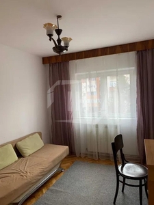 Apartament 3 camere, decomandat, Zona CENTRALA