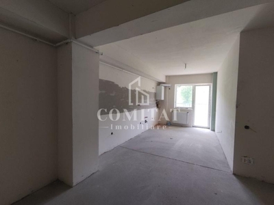 Apartament 3 camere | etaj 1 | Zona Sesul de Sus