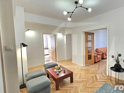 Apartament 4 camere, decomandat, zona Observatorului