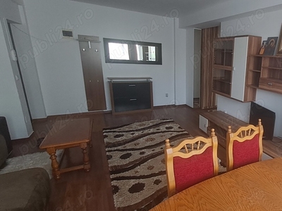 Apartament complet mobilat, de închiriat în centrul Sucevei, 2 camere, bloc nou, 350 euro