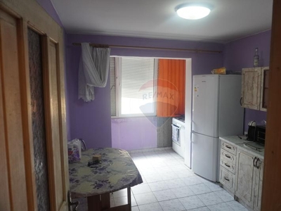 Apartament cu 2 camere de vanzare in zona Central