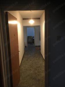 Apartament cu 3 camere decomandat în Dorobanţi