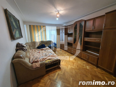 Apartament cu 3 camere, decomandat, zona Iulius Mall