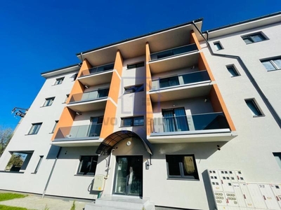 Apartament de vanzare in Sibiu - 3 camere, 2 balcoane, zona Pictor Brana de vanzare