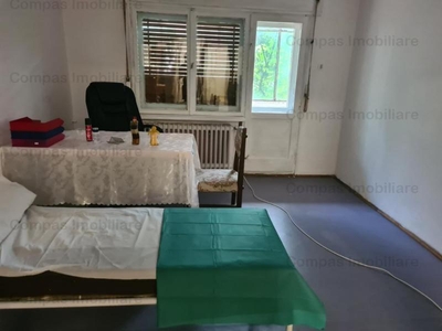 Apartament spatios Piatra DArmAneTti -