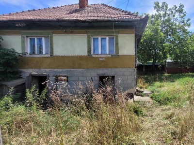 Casa cu teren de 3166 mp, 22 metri front, Deusu, Cluj