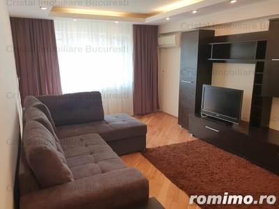 Inchiriez apartament 3 camere, pe Bulevardul Unirii