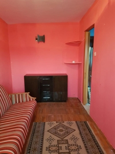 Resita, apartament cu o camera, 27 mp, Govandari, Aleea Constructorilor